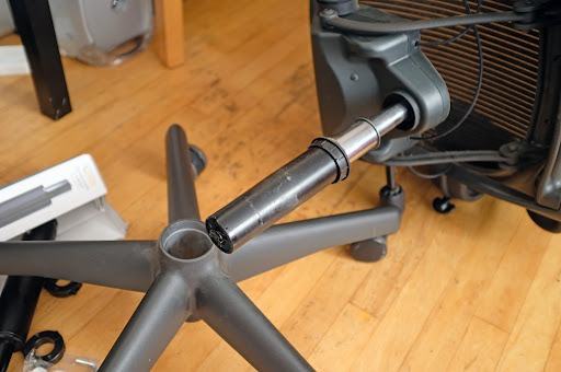 How to remove gas lift from office chair