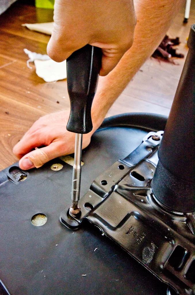 how to disassemble office chair