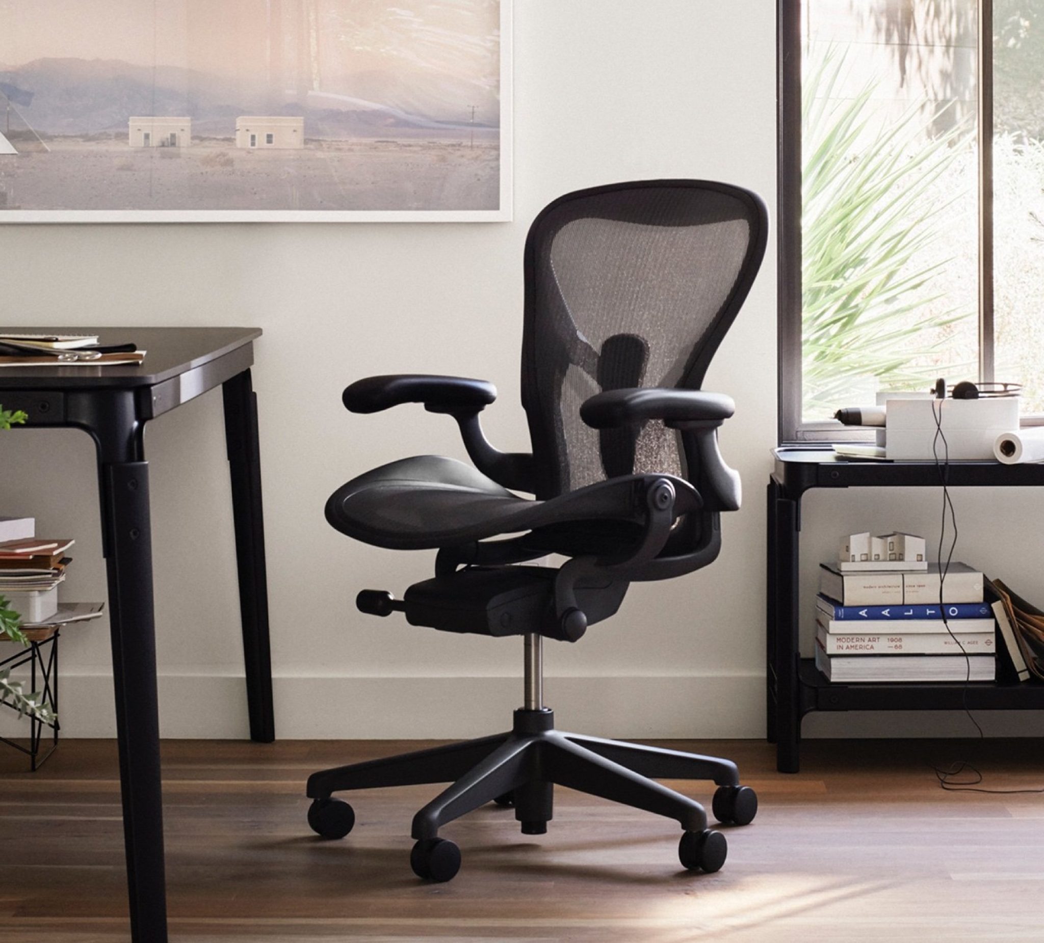 What Is an Ergonomic Chair? 12 Best Features