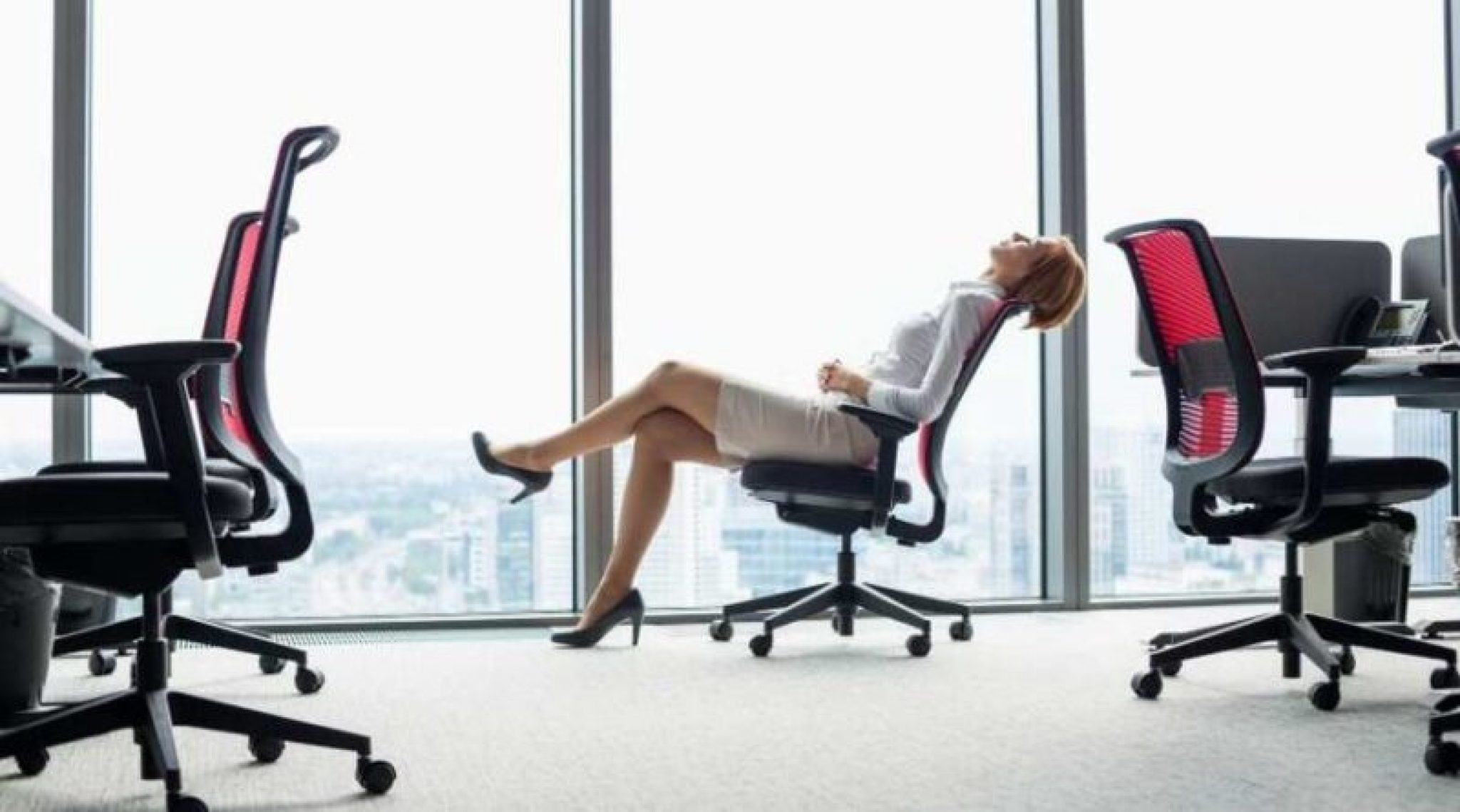 how-to-fix-an-office-chair-that-leans-back-4-best-tips