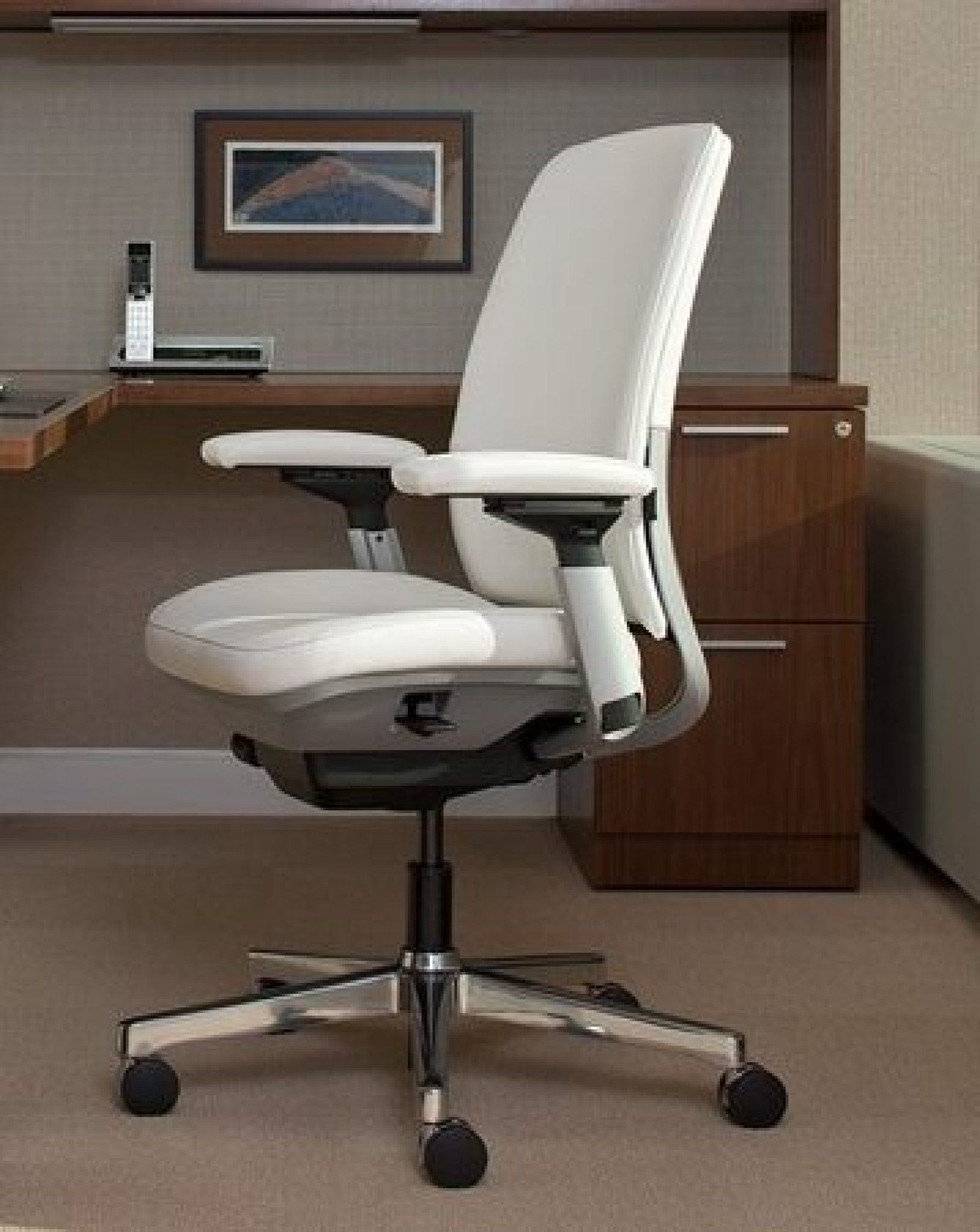 Steelcase Amia Review 2022: Is It A Good Chair?