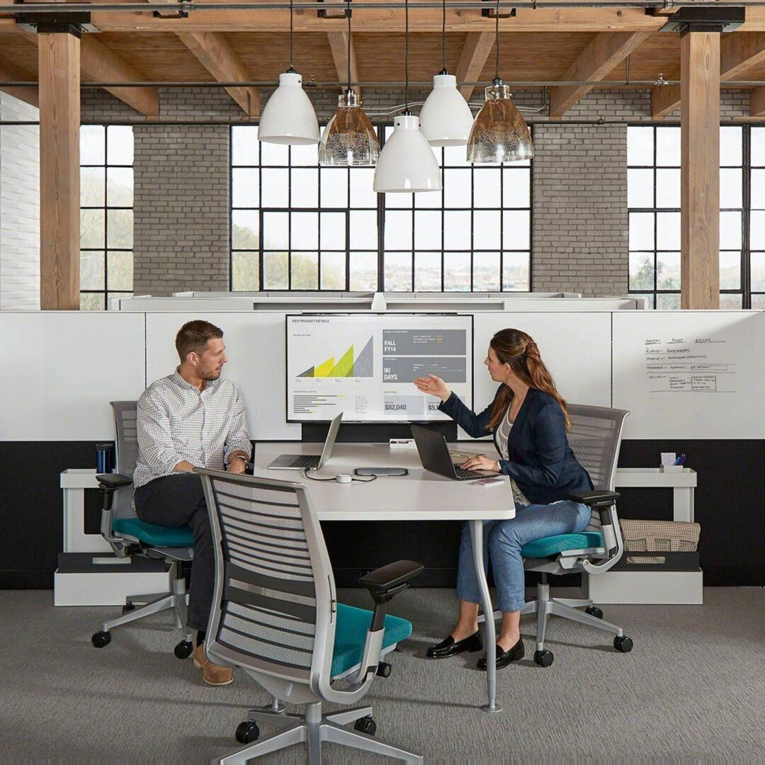 Steelcase Think vs Leap
