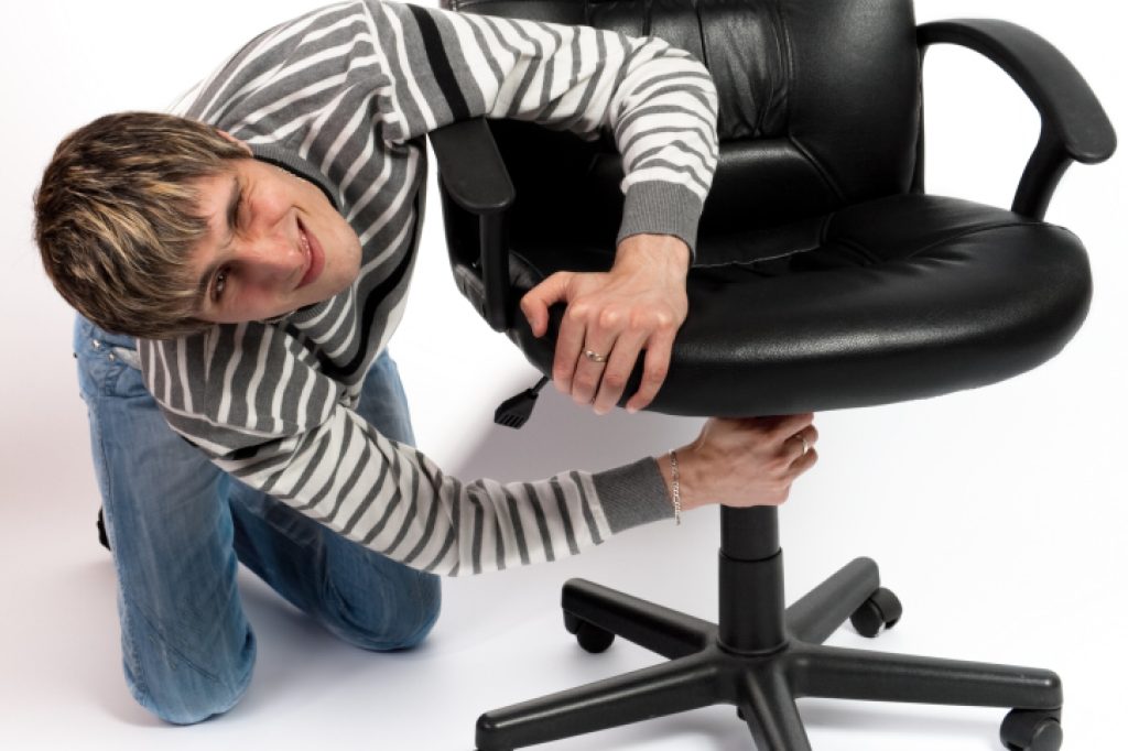 5 Easy Steps of How to Fix an Office Chair That Won't Stay Up