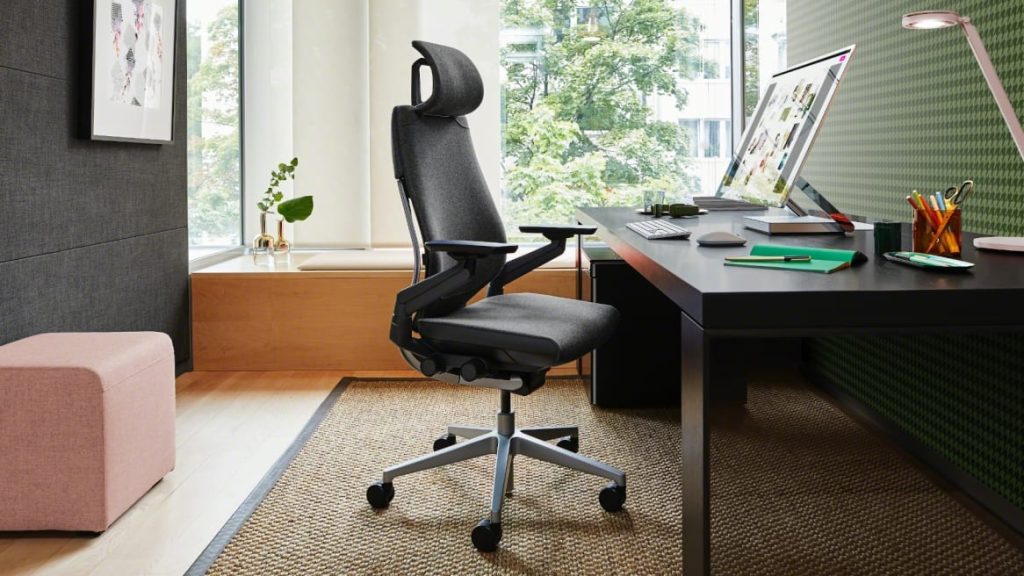 how long should an office chair last