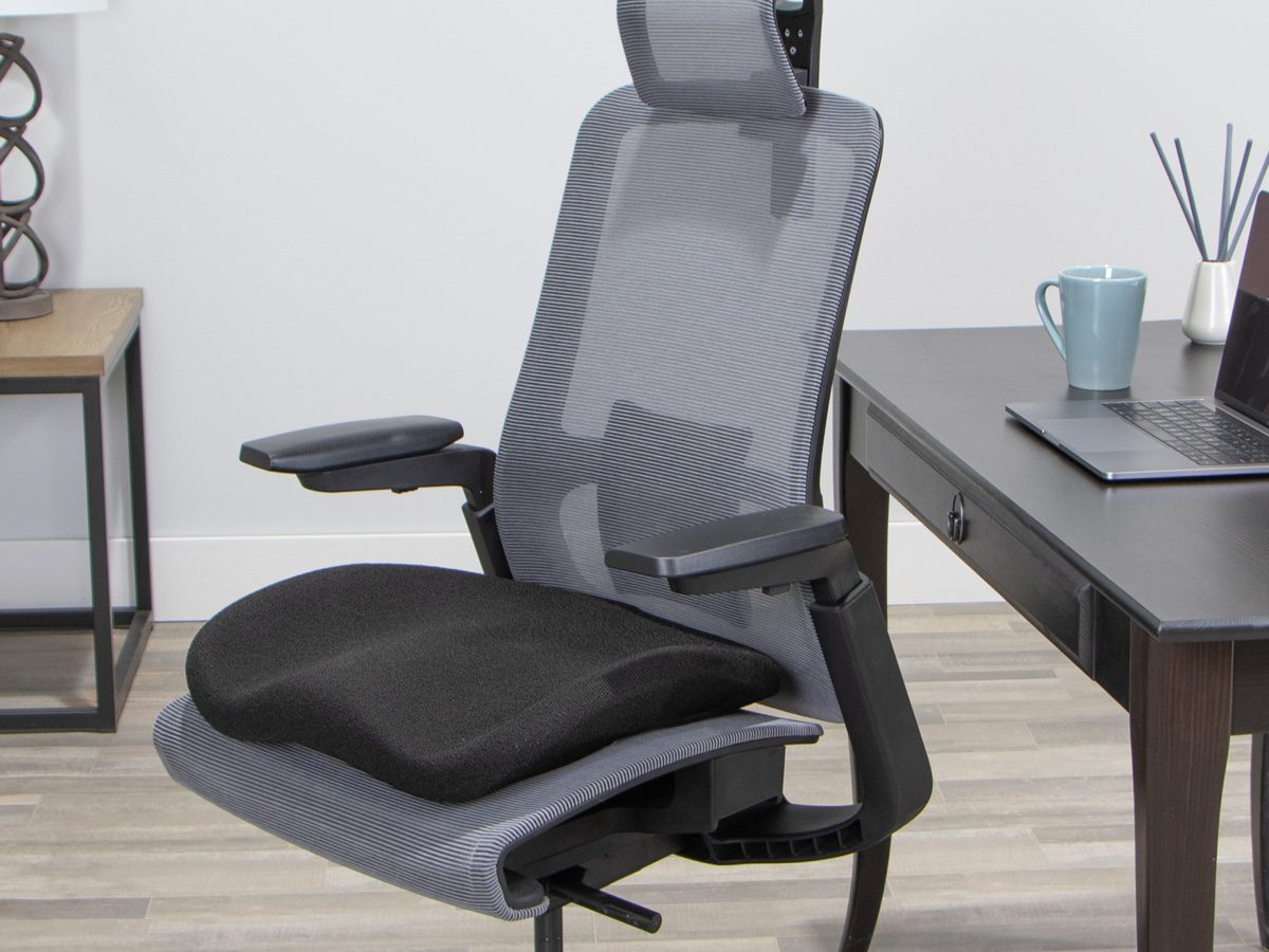 3 Awesome Steps of How to Lower an Office Chair with