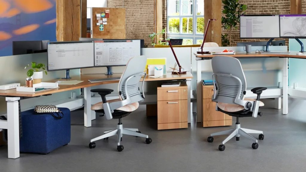 Steelcase Leap V2 vs Gesture