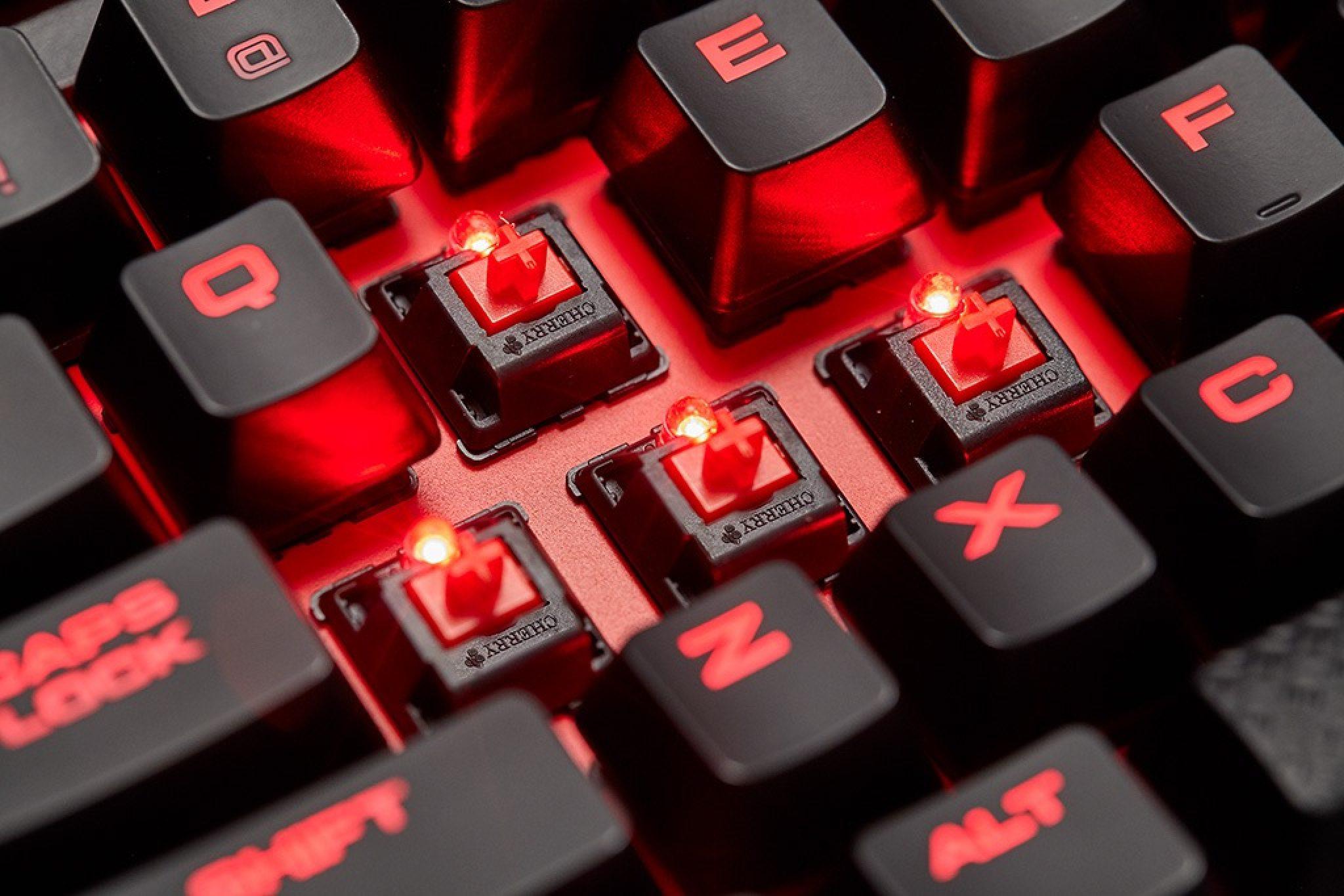 how-do-mechanical-keyboards-work-guides-to-pick-the-right-switch