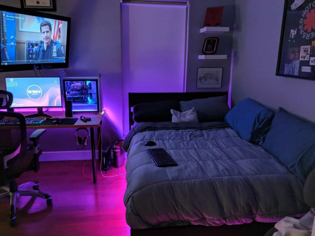 how to turn your bedroom into a gaming room