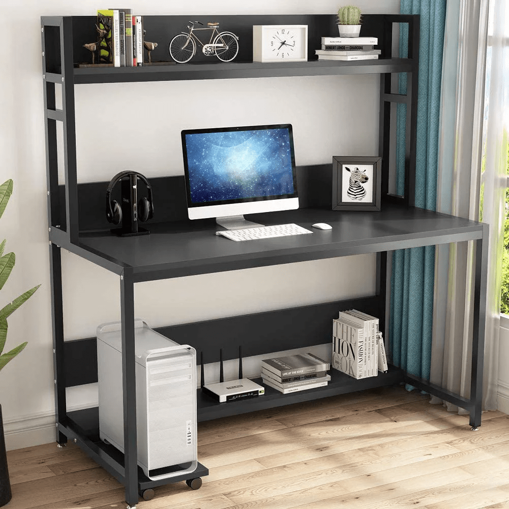 What is the standard height for a desk
